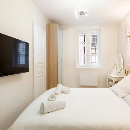 Magnifique 3 3 Sde Avec Clim Et Jacuzzi Lejlighed