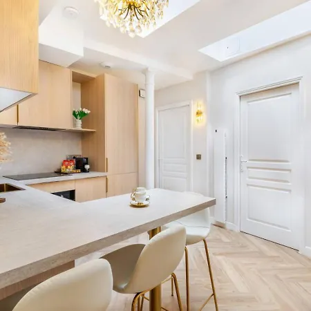 Magnifique 3 3 Sde Avec Clim Et Jacuzzi