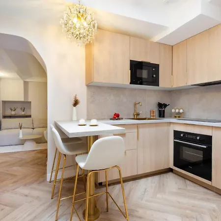 Magnifique 3 3 Sde Avec Clim Et Jacuzzi * París